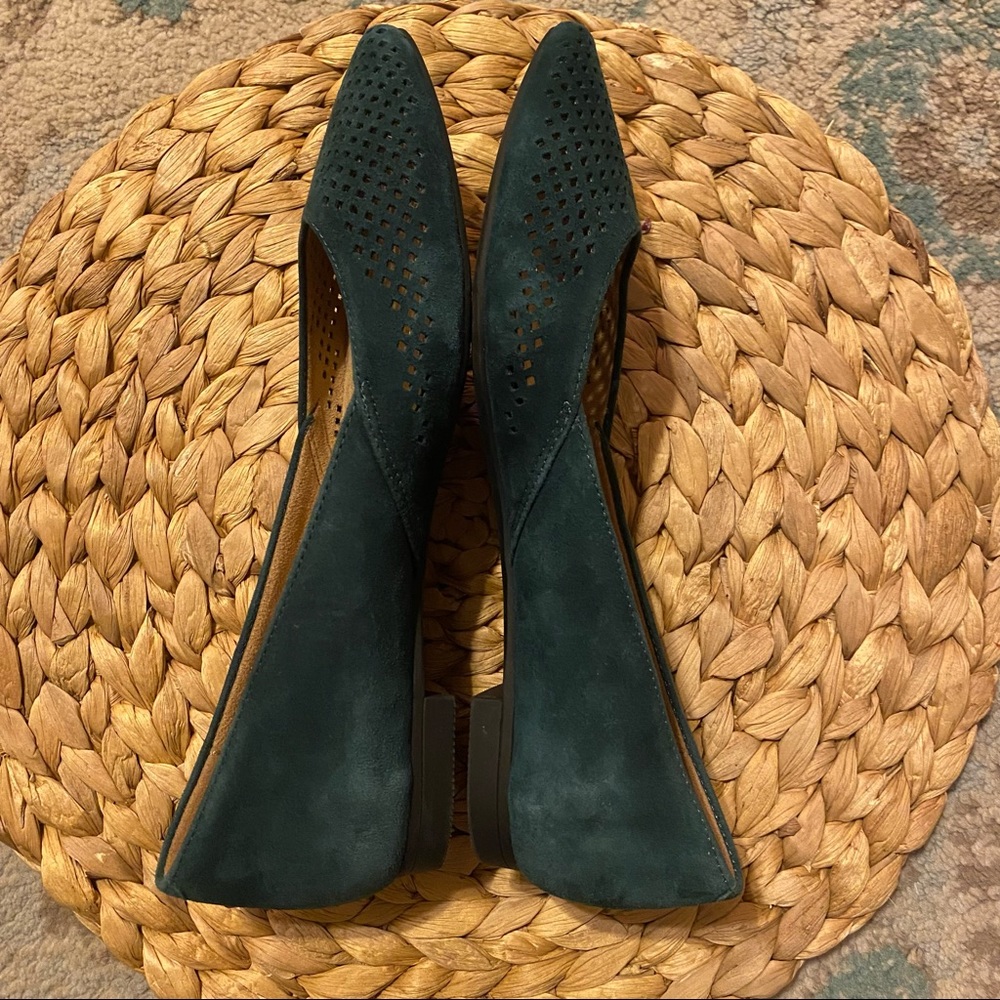 Vionic Posey Pointed Toe Flat - image 5